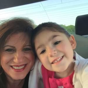 Meet your Posher, Jeanine